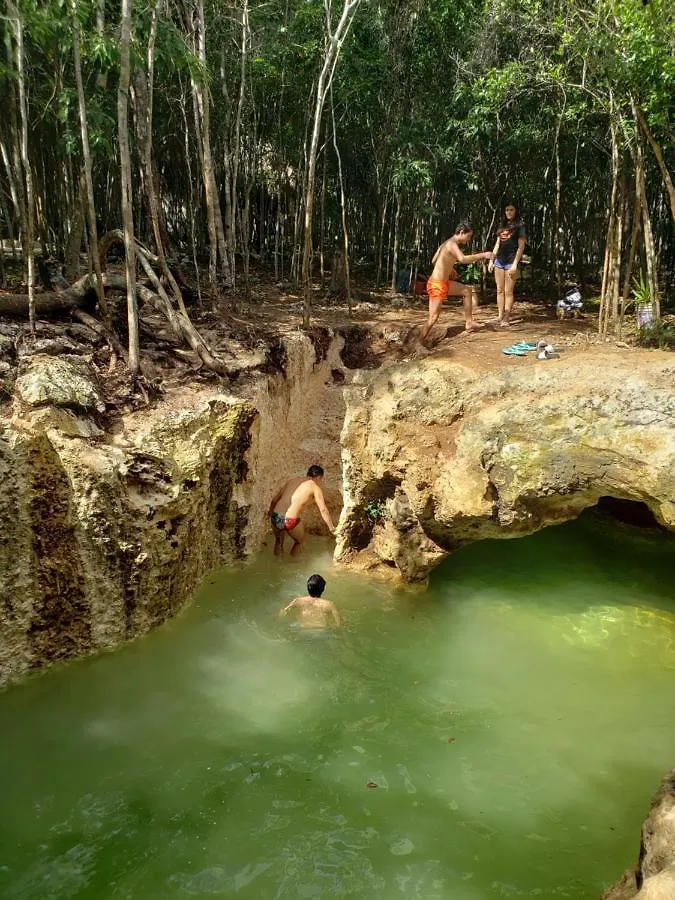 Aldea Maya-Ha Cabanas Con Cenotes Puerto Morelos Parque de Campismo