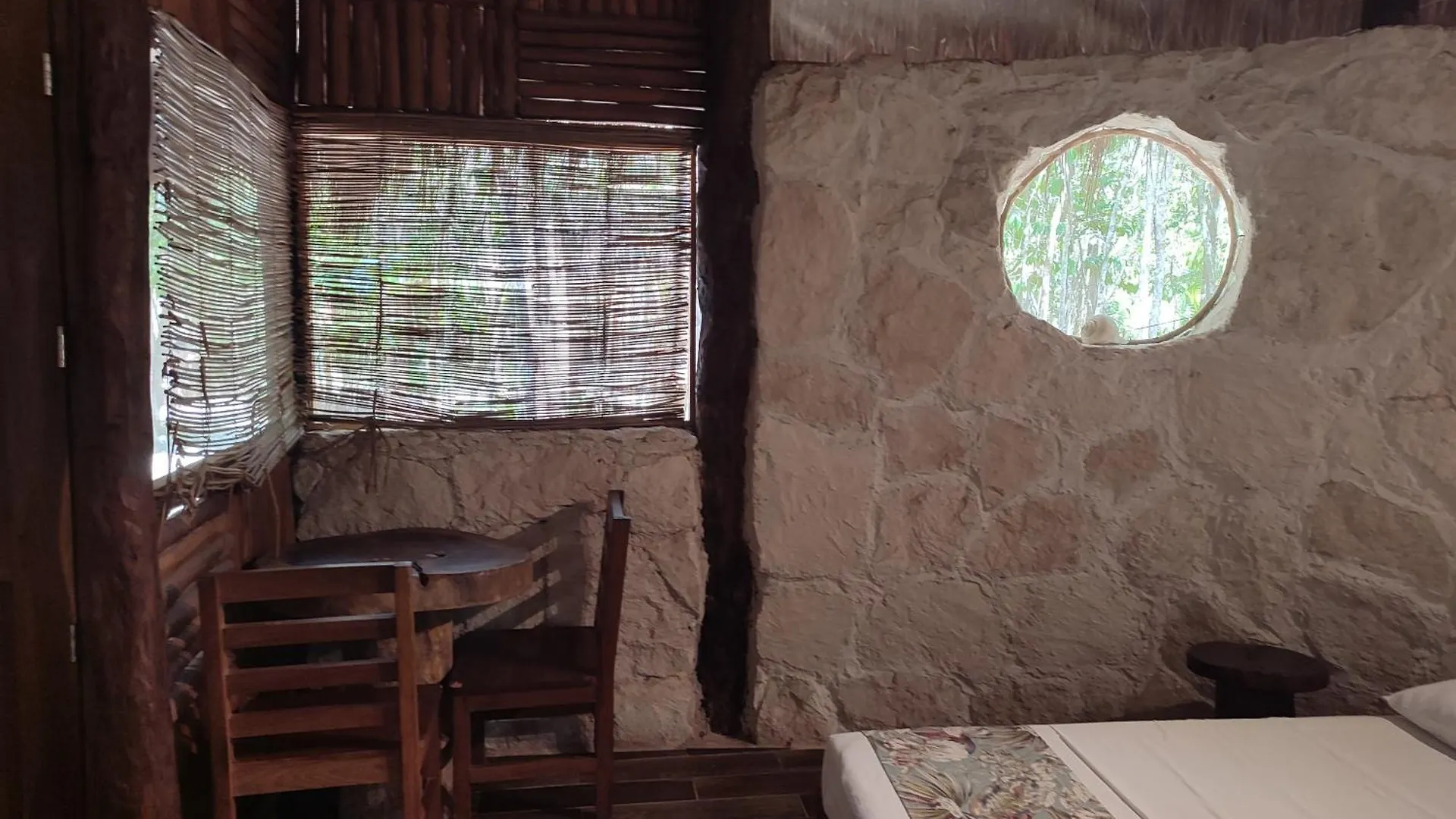 Aldea Maya-Ha Cabañas con cenotes Puerto Morelos 3*,  México